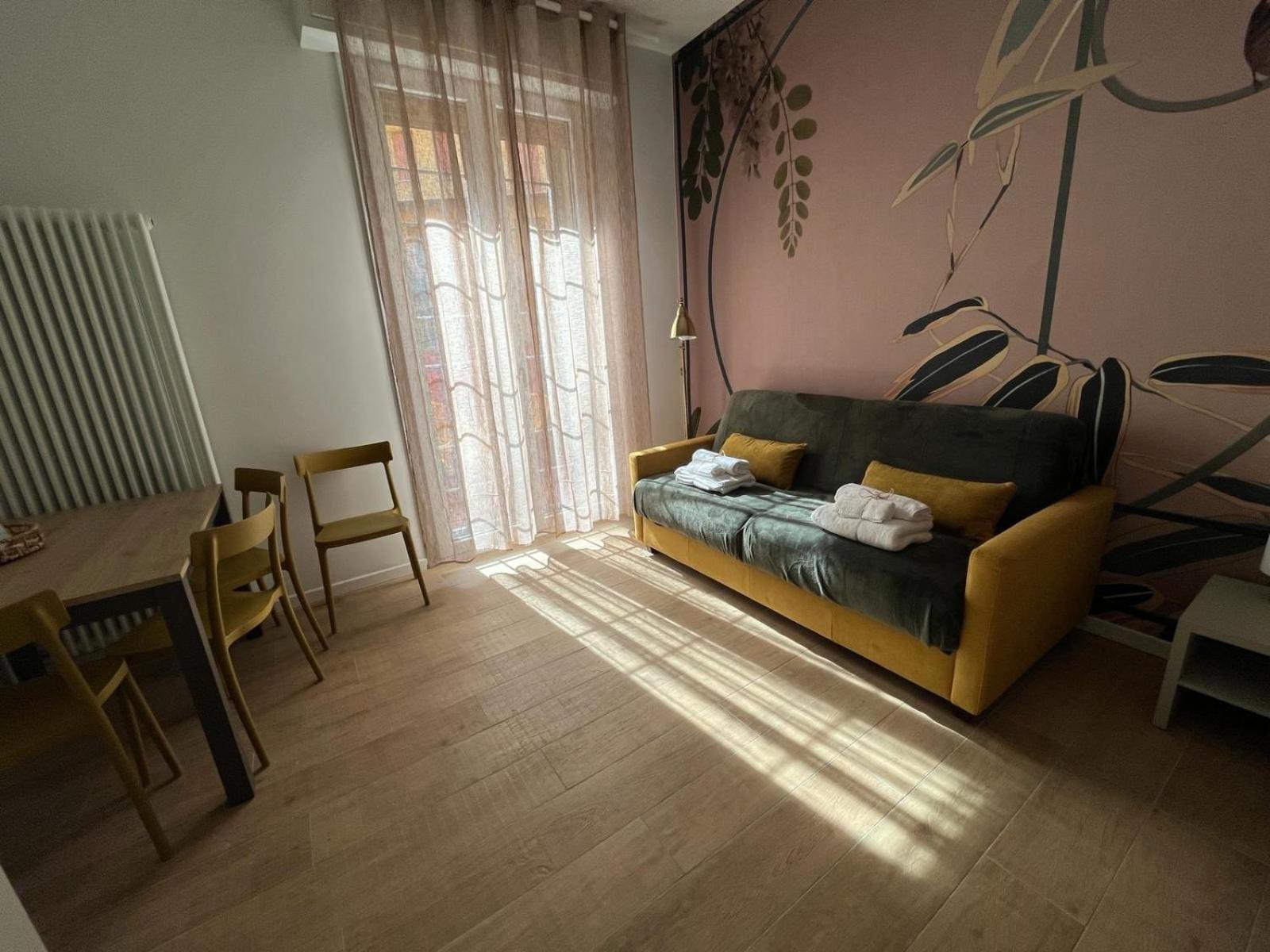 Calari Rooms - Monolocale Bologna Eksteriør bilde