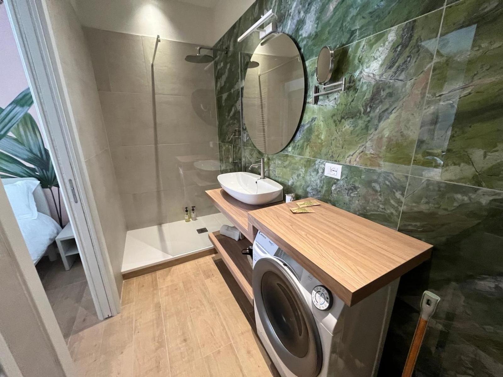 Calari Rooms - Monolocale Bologna Eksteriør bilde