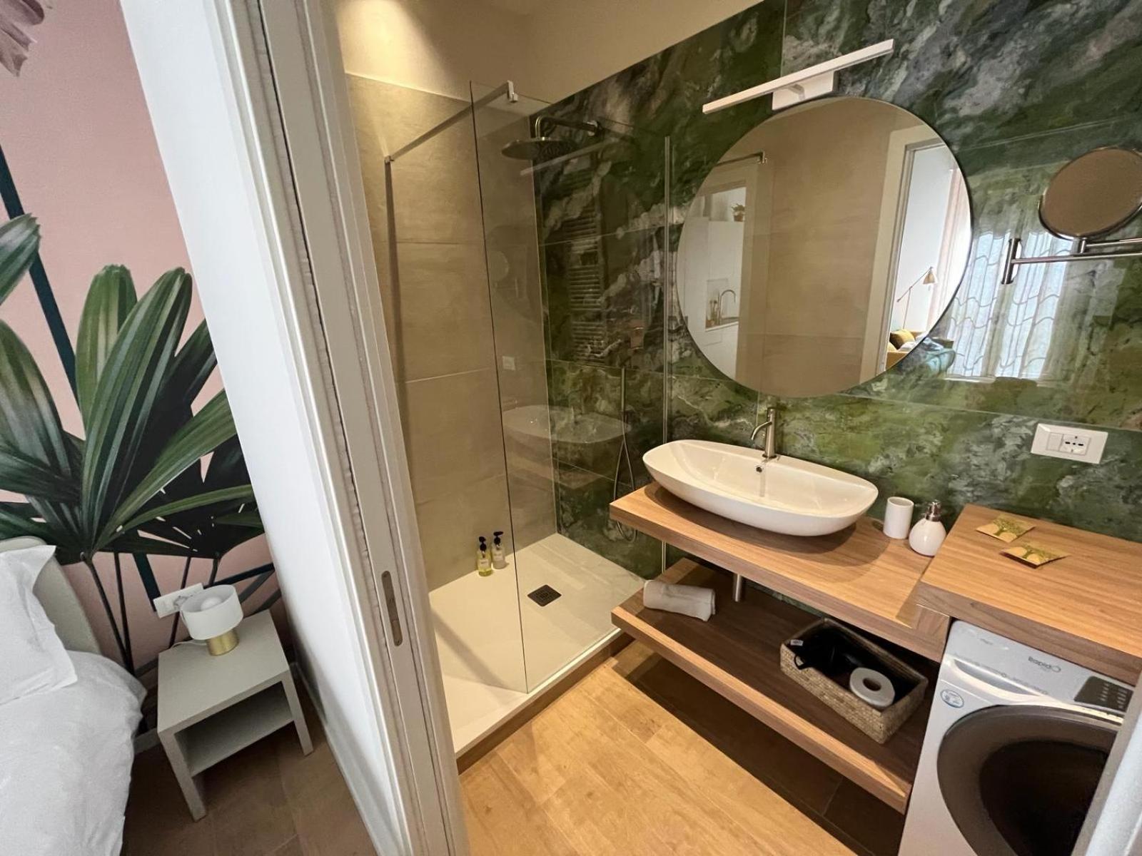 Calari Rooms - Monolocale Bologna Eksteriør bilde