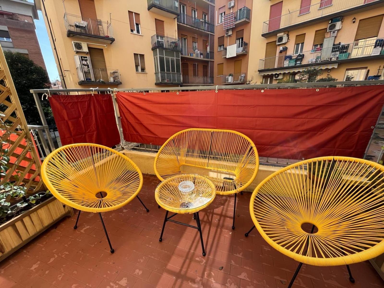 Calari Rooms - Monolocale Bologna Eksteriør bilde